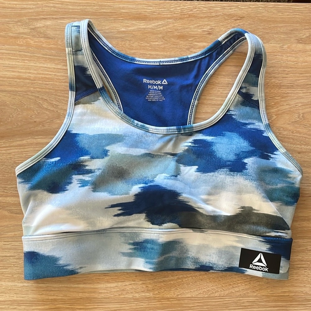 Reebok sports bra size medium like new